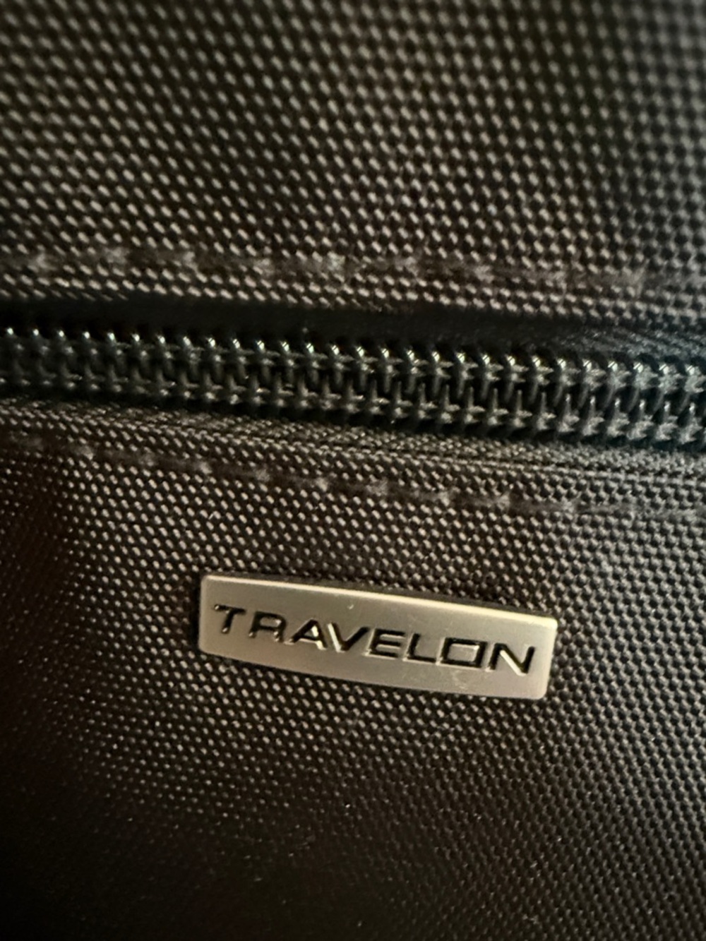 Travelon Like New Black Crossbody Silver Hardware 5 Point Anti Theft Security - Picture 6 of 9